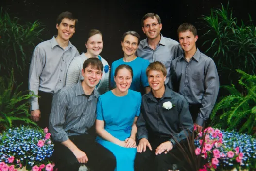 Hahn Family Conestoga Wood Hanh Family Conestoga Wood
